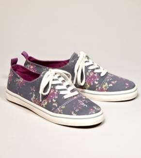 American Eagle: Women’s AEO Lce-Up Sneaker $8.99 Shipped