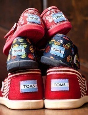 Zulily:  Tom’s Shoes 35% Off (as low as $18.99)