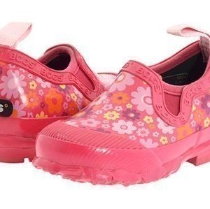 6pm: Kids Bogs Rain Shoes just $11.99 Shipped (77% off)