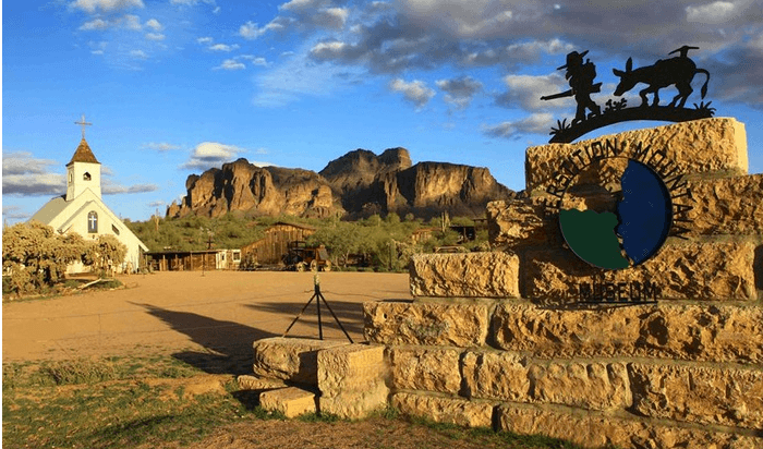 Groupon: Discount Admission to the Superstition Mountain Museum