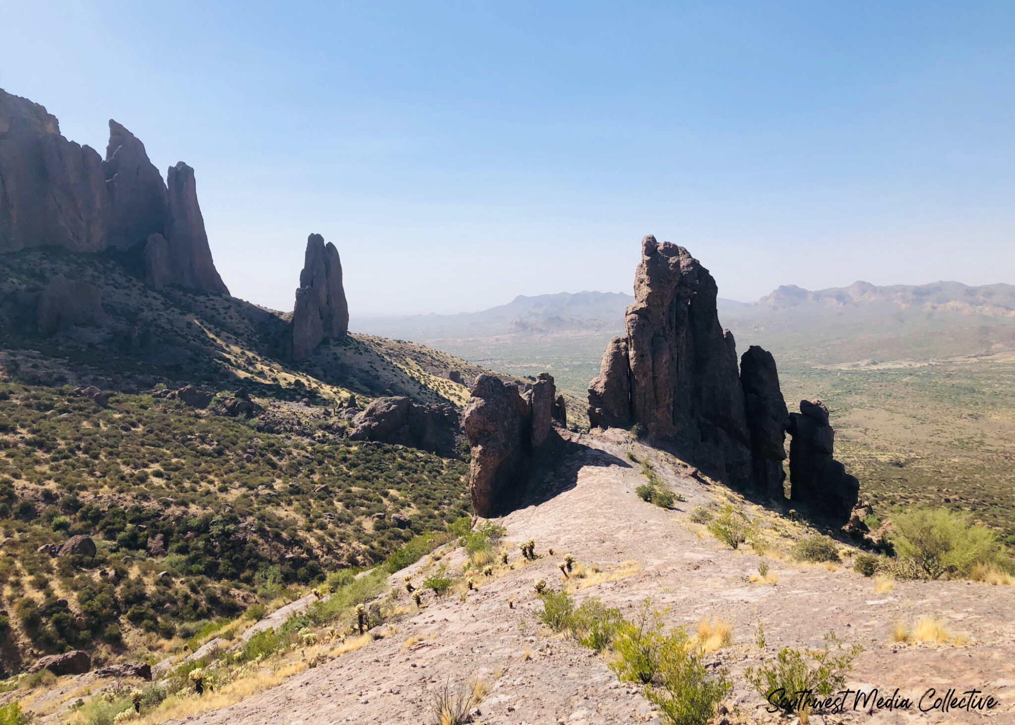 Praying Hands to Slot Rock Hike Apache Junction | The CentsAble Shoppin